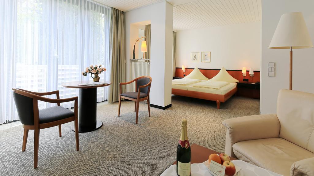Hotel Hirschen Glottertal Eksteriør billede