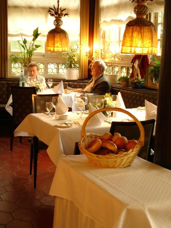 Hotel Hirschen Glottertal Eksteriør billede